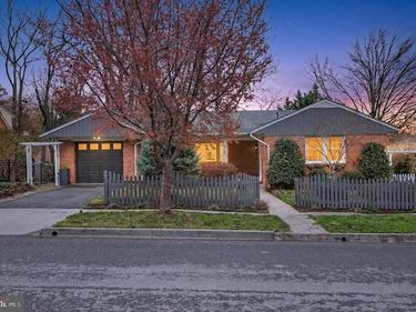 328 SHERIDAN AVENUE, WINCHESTER, VA 22601