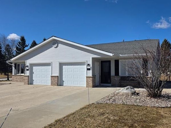 121 S 6th STREET, Cedar Grove, WI 53013