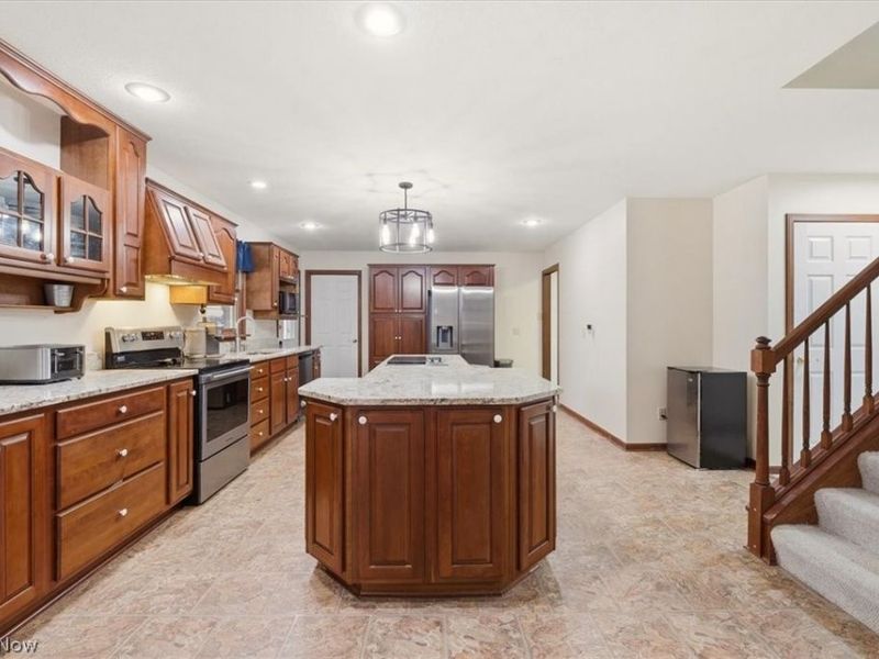 789 Country Club Drive , Howard, OH 43028 Photo 12