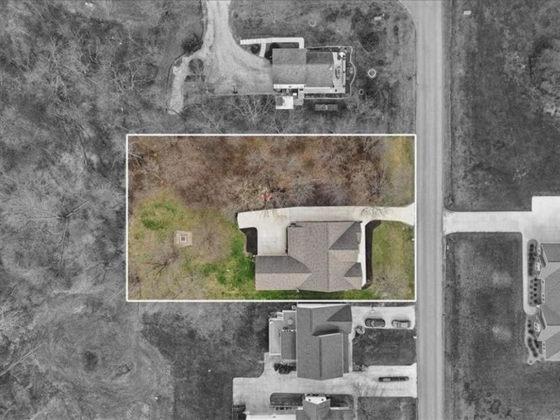 789 Country Club Drive , Howard, OH 43028 Photo 2