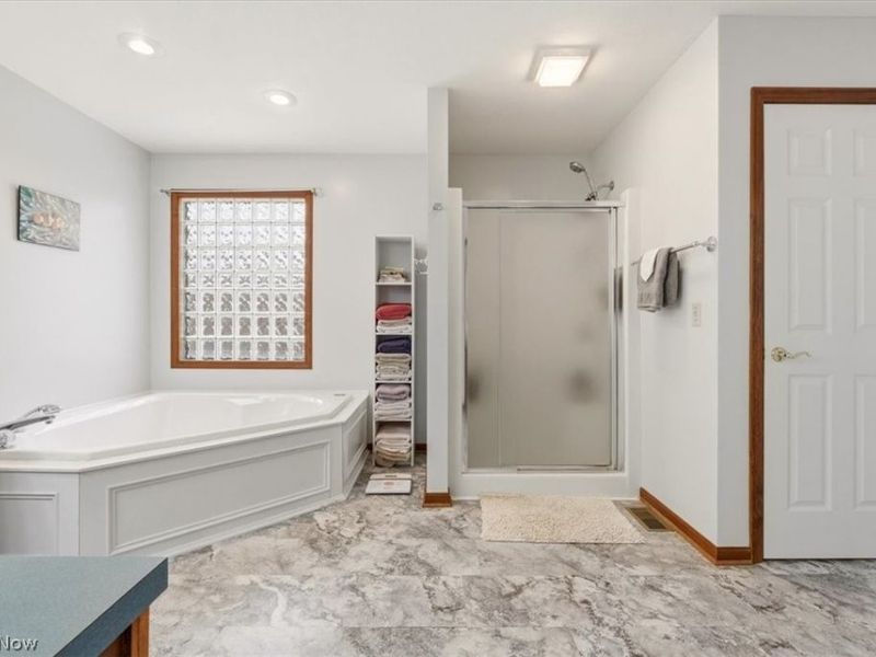 789 Country Club Drive , Howard, OH 43028 Photo 24