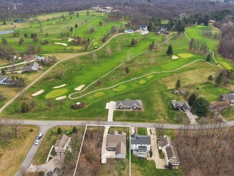 789 Country Club Drive , Howard, OH 43028 Photo 3