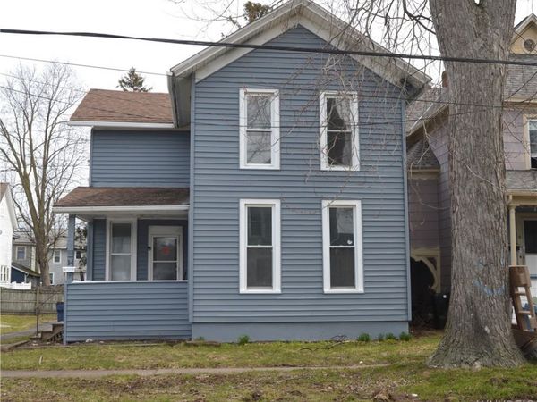 14 Cave Street, Lockport, NY 14094