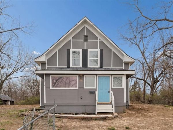 6024 Elmwood Avenue, Kansas City, MO 64130