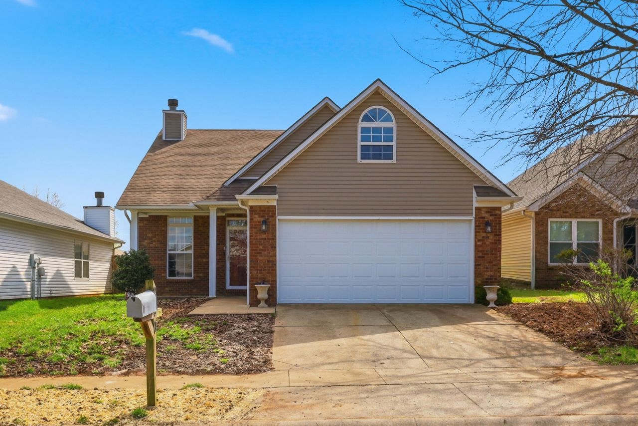 240 Darenia Lane, Lexington, KY 40511 Main Photo