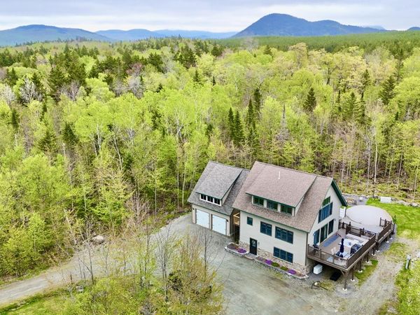 17 Rainbow Way, Greenville, ME 04441