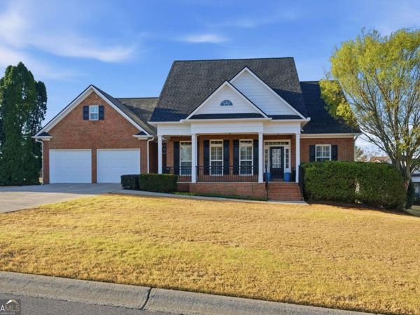 100 Colonial Circle NW, Cartersville, GA 30120