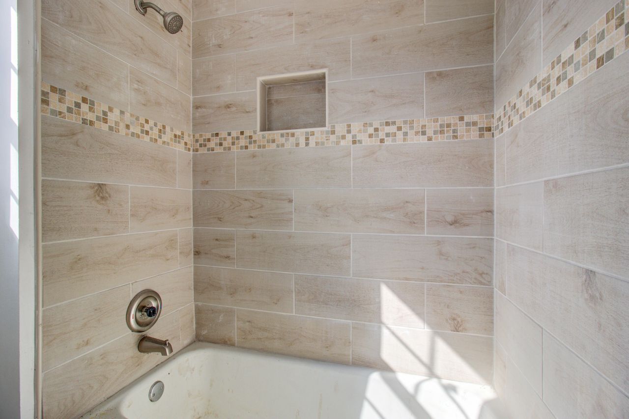 30 Poinsett Street Photo 13