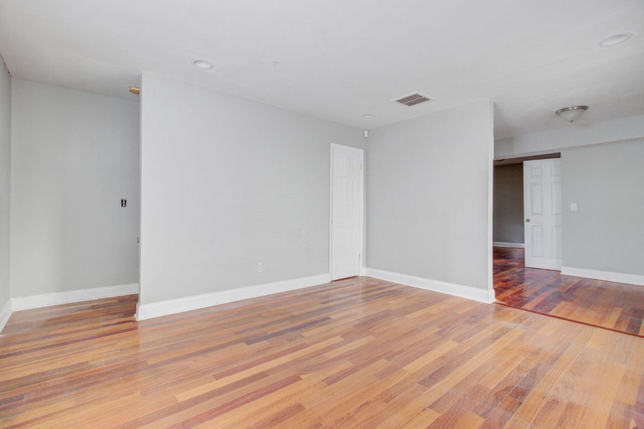 30 Poinsett Street Photo 15