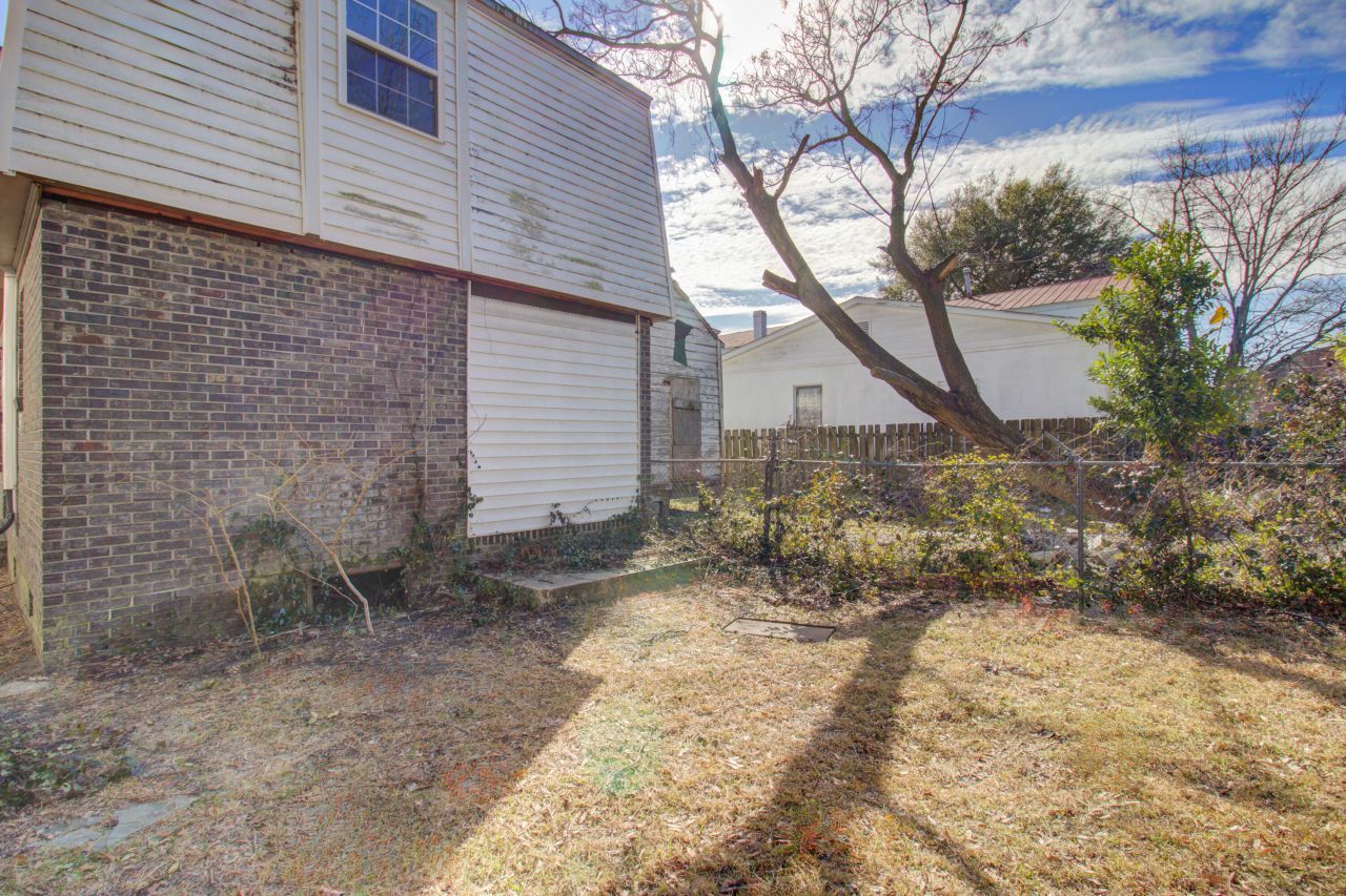 30 Poinsett Street Photo 38