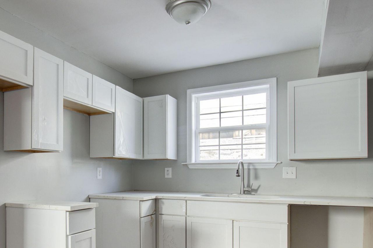 30 Poinsett Street Photo 9