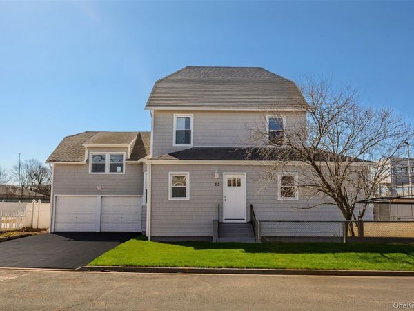 22 Colonial Avenue, Freeport, NY 11520