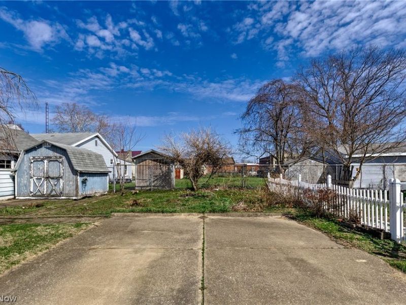 334 W 4th Street , Dover, OH 44622 Photo 21