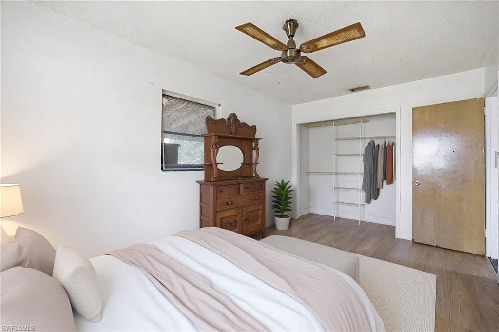 1154 Navajo Ave , Lehigh Acres, FL 33936 Photo