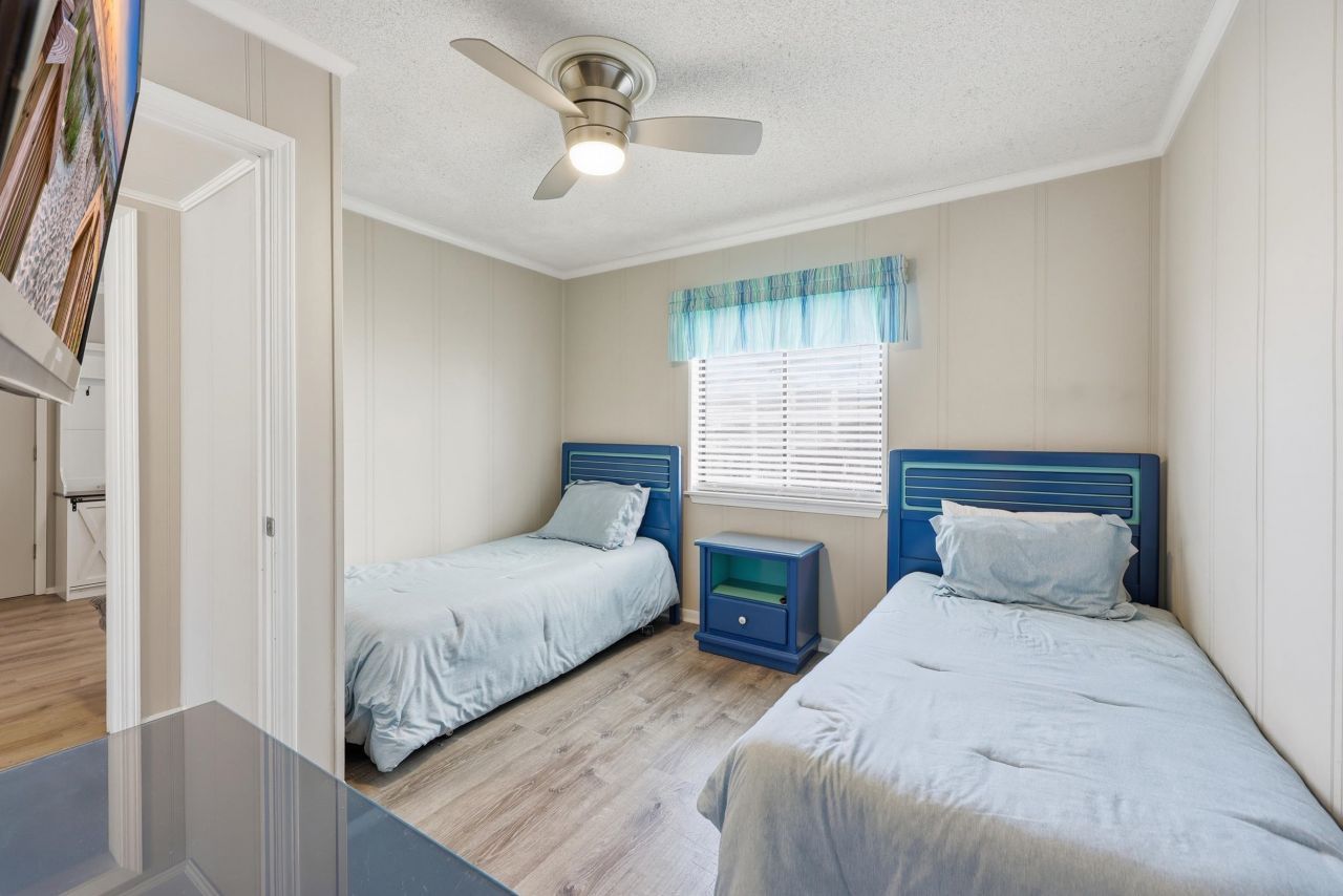 900 N Waccamaw Dr. Photo 15