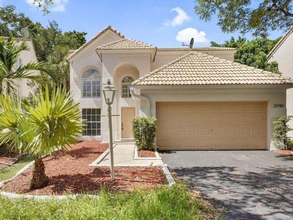 3740 Wilderness Way, Coral Springs, FL 33065