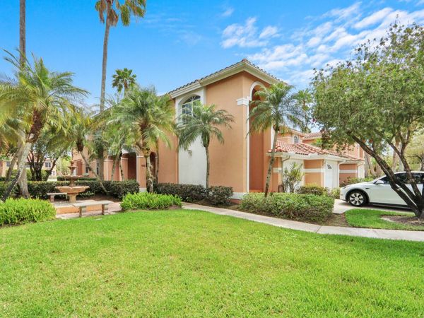 152 Legendary Circle, Palm Beach Gardens, FL 33418