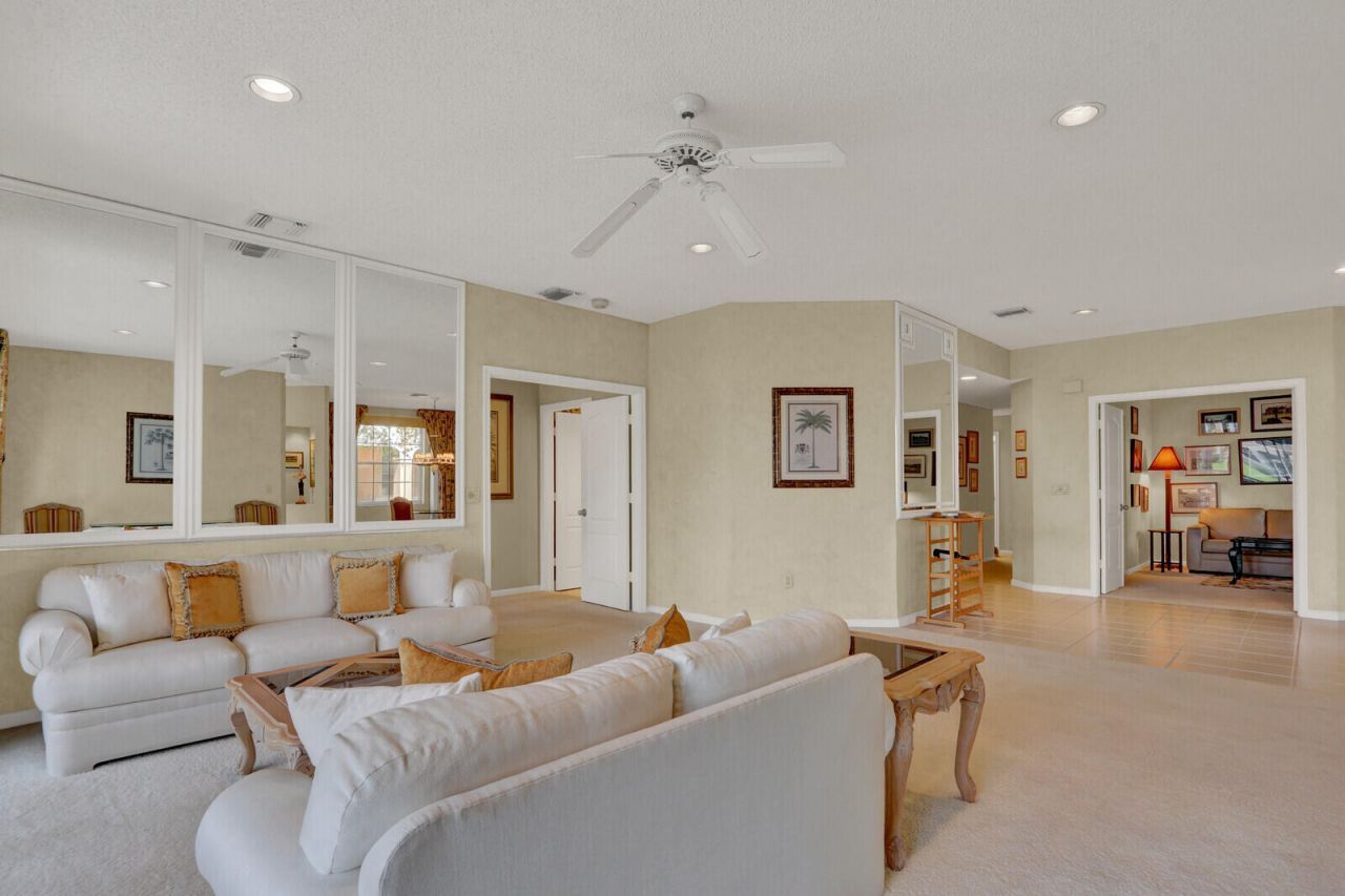 152 Legendary Circle, Palm Beach Gardens, FL 33418 Photo