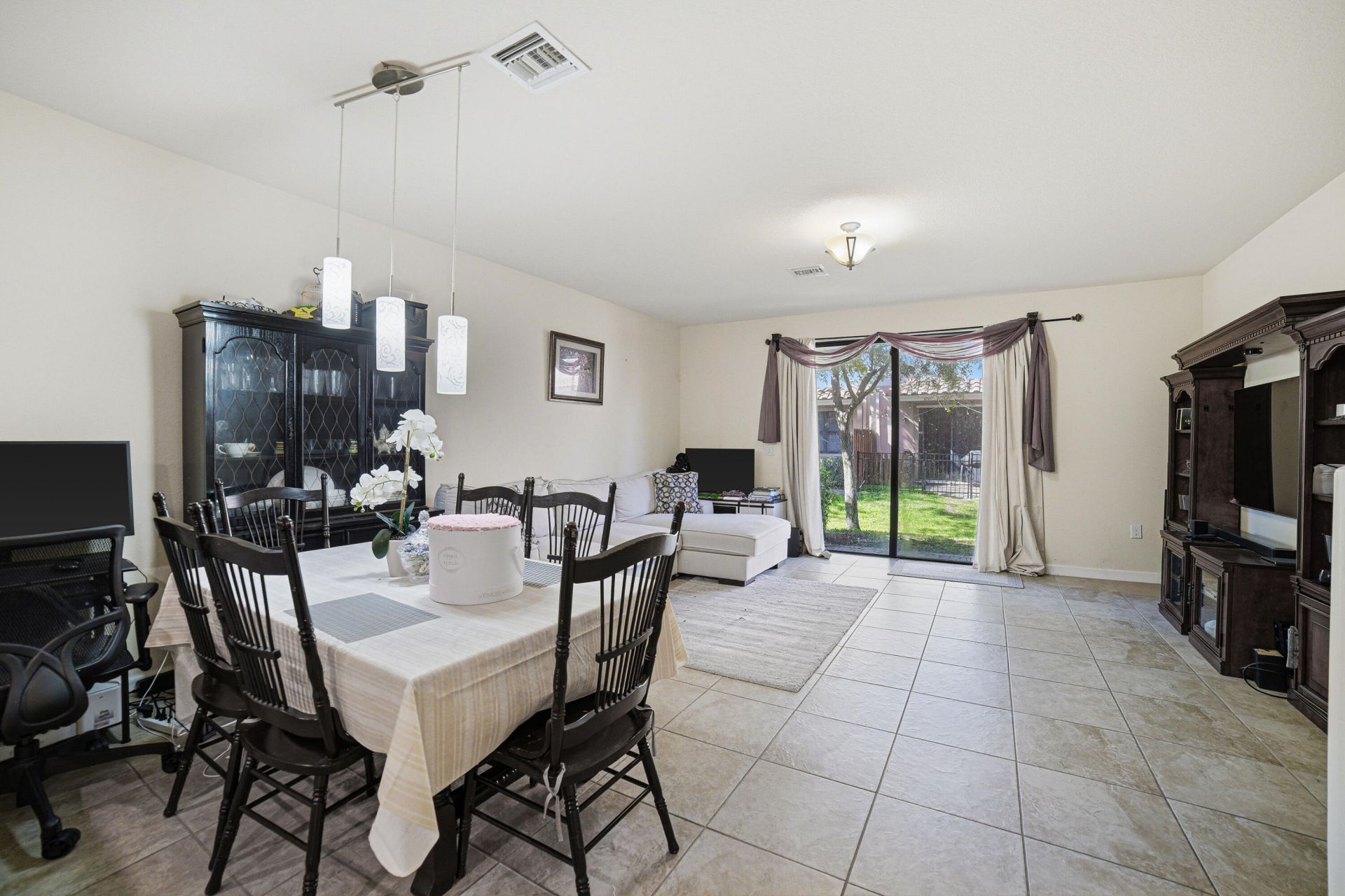 5973 NW 56th Court, Tamarac, FL 33319 Photo