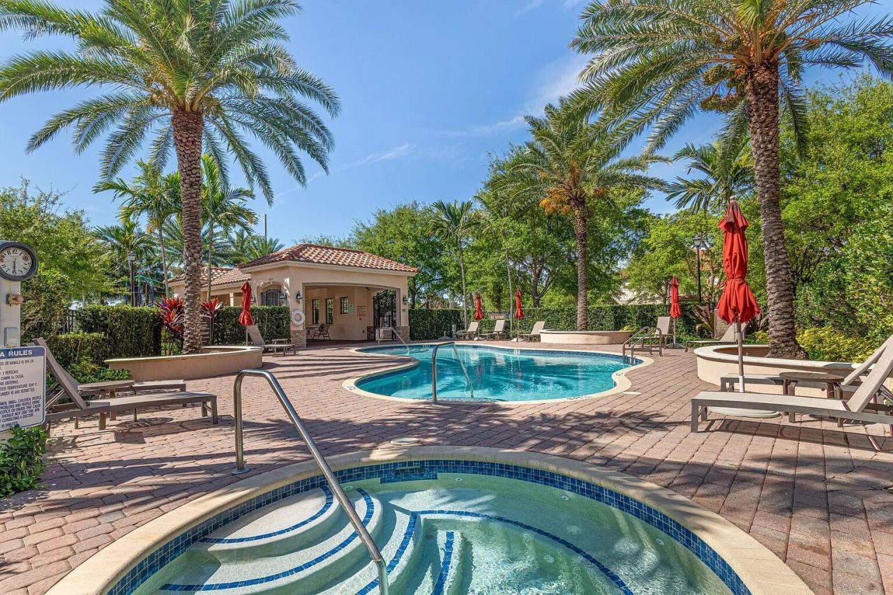 5973 NW 56th Court, Tamarac, FL 33319 Photo