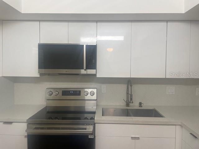 1540 Glen Oaks Drive E, Unit B222, Sarasota, FL 34232 Photo