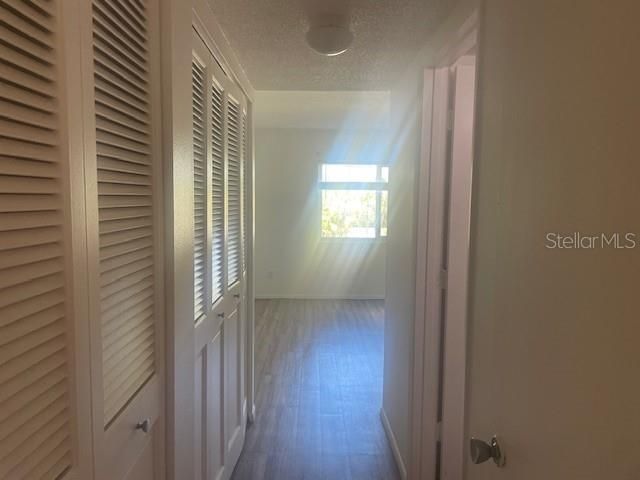 1540 Glen Oaks Drive E, Unit B222, Sarasota, FL 34232 Photo