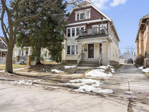 2015 N 58th STREET, Unit 2017, Milwaukee, WI 53208