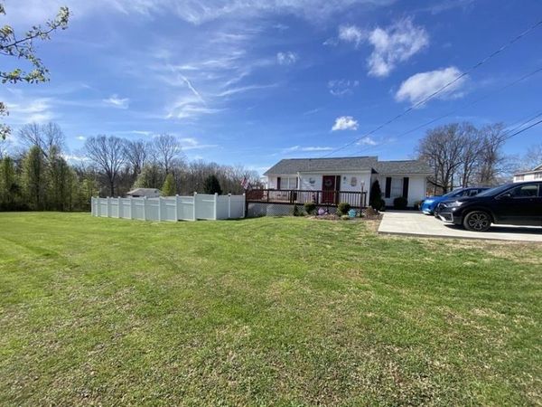 33 Bellefonte, Raceland, KY 41169