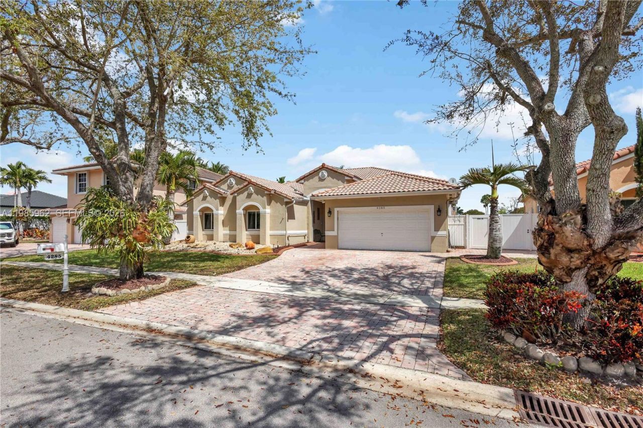 4285 SW 152nd Ave , Miramar, FL 33027 Photo