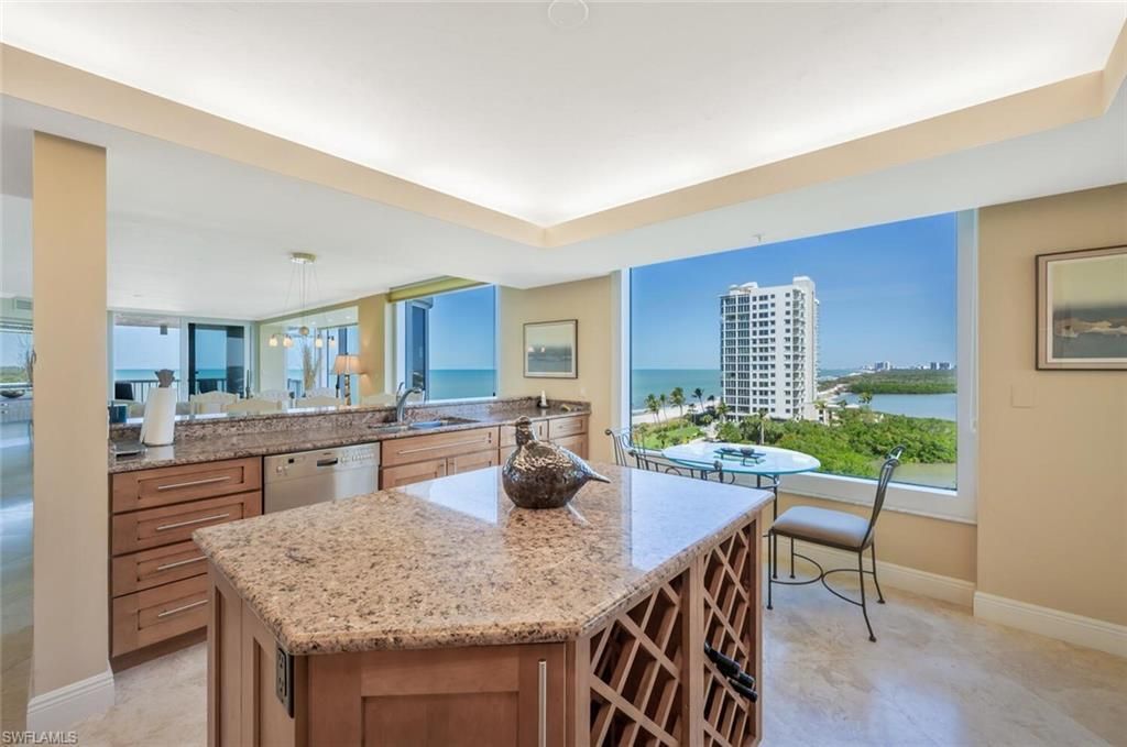 20 Seagate Dr, Unit 803, Naples, FL 34103 Photo