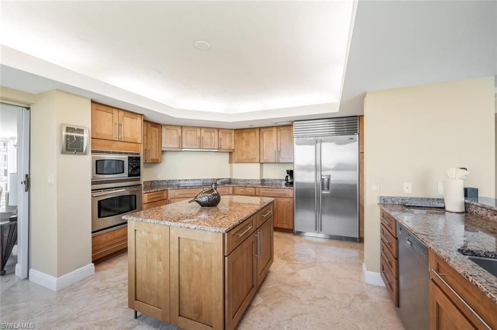 20 Seagate Dr, Unit 803, Naples, FL 34103 Photo