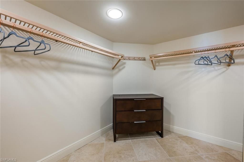 20 Seagate Dr, Unit 803, Naples, FL 34103 Photo