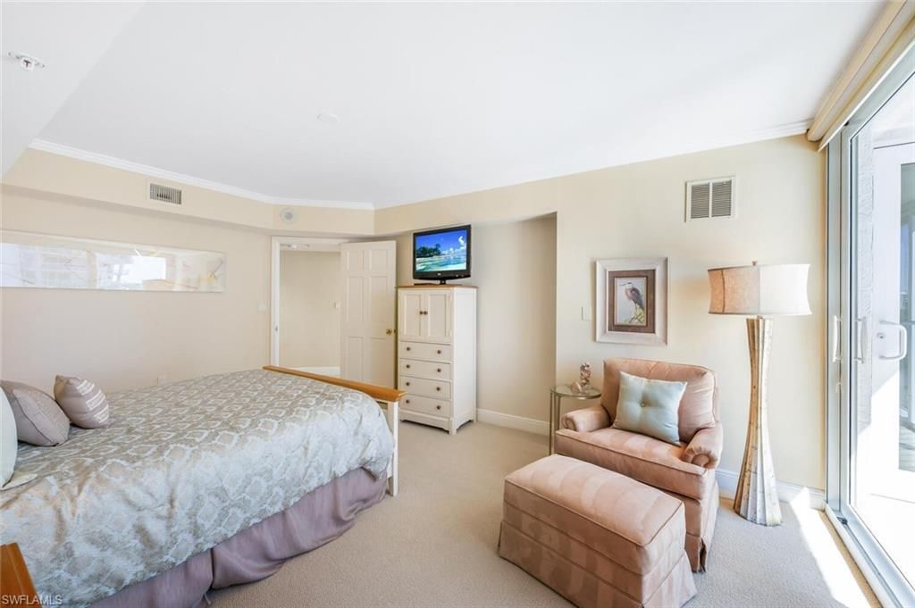 20 Seagate Dr, Unit 803, Naples, FL 34103 Photo