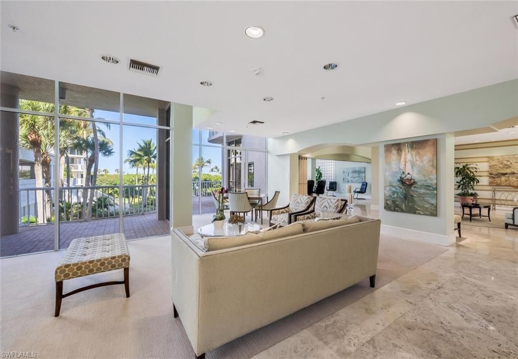 20 Seagate Dr, Unit 803, Naples, FL 34103 Photo