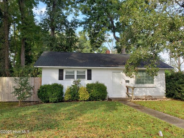 108 S Lee Street , Whiteville, NC 28472