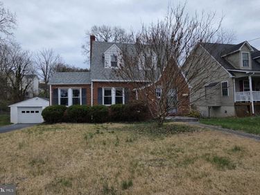 411 KERFOOT AVENUE , FRONT ROYAL, VA 22630