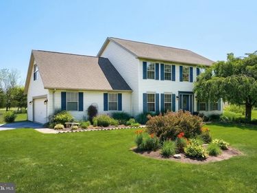 35 FOX MEADOW DRIVE, ABBOTTSTOWN, PA 17301