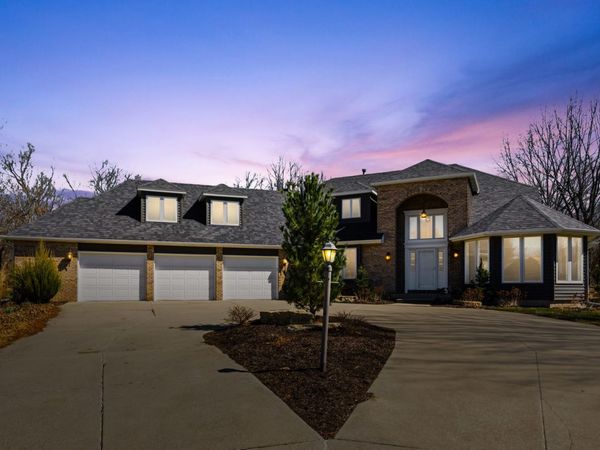 25 Timber Ridge Drive, Coal Valley, IL 61240