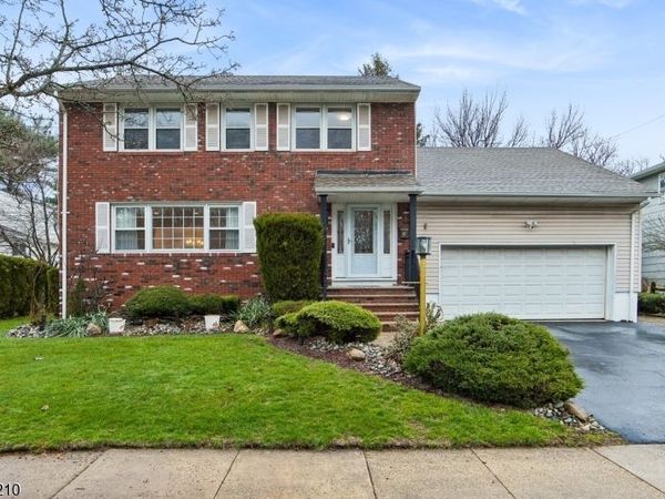3 Carol Ct, Cranford, NJ 07016