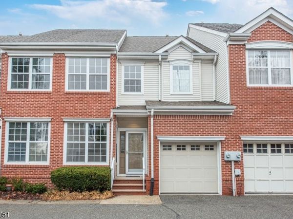 185 Crown Point Rd, Parsippany-Troy Hills, NJ 07054