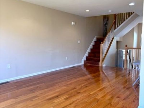 39 Rozalyn Ln, Old Bridge, NJ 08879