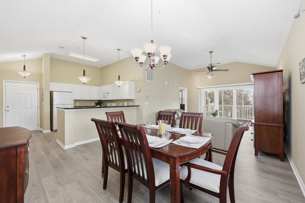 601 Hillsdale Dr.  Photo 12