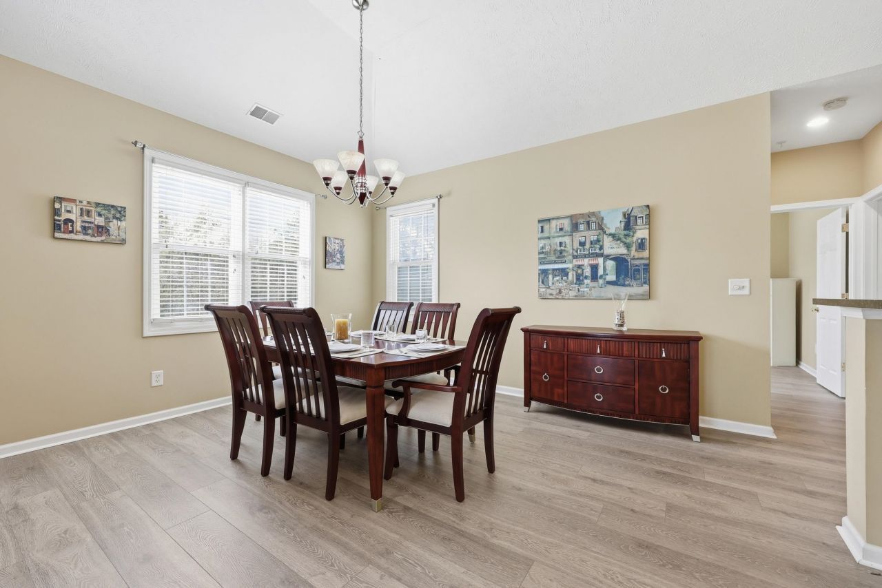 601 Hillsdale Dr.  Photo 15