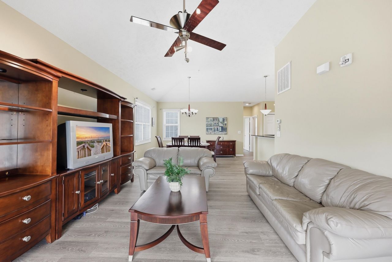 601 Hillsdale Dr.  Photo 19