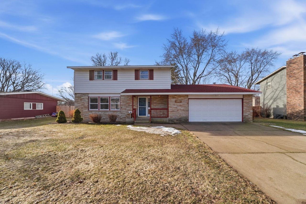 1208 13th Street N Saint Cloud, MN 56303