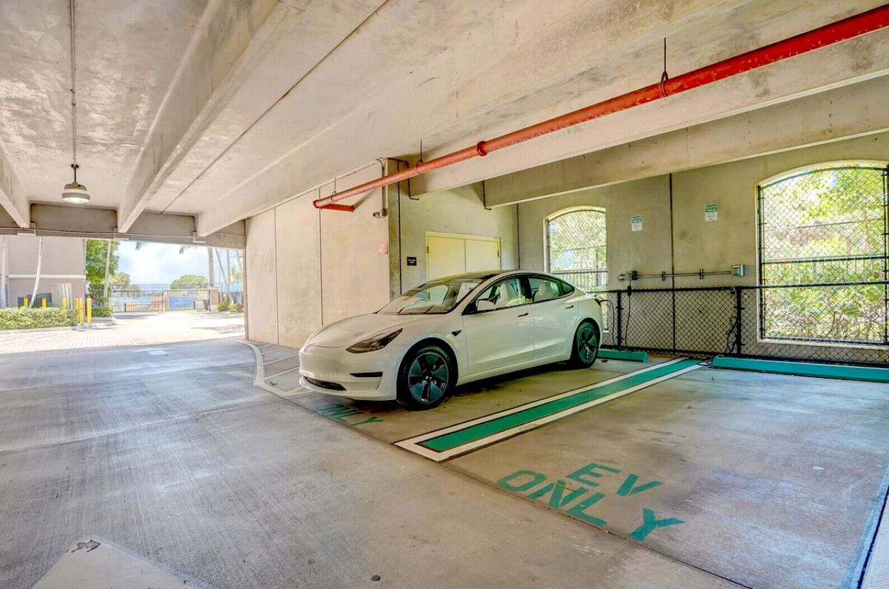 616 Clearwater Park Road, Unit Lp4, West Palm Beach, FL 33401 Photo