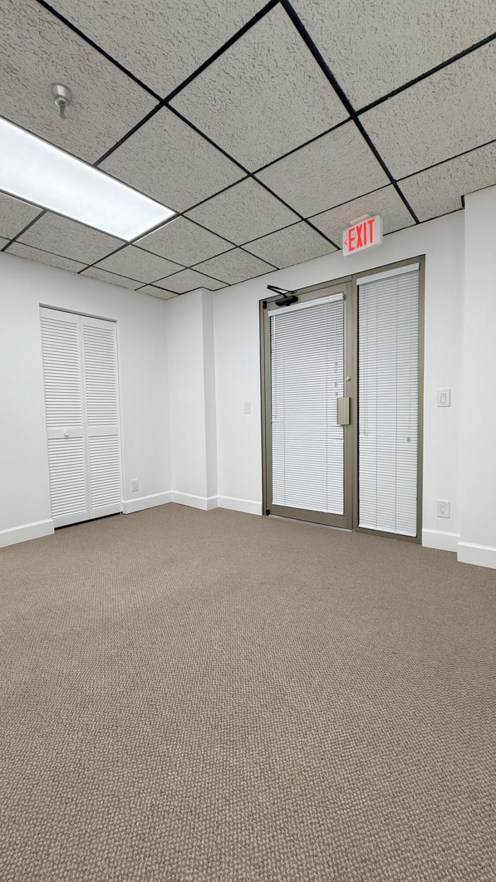 631 Us Highway 1, Unit 404, North Palm Beach, FL 33408 Photo