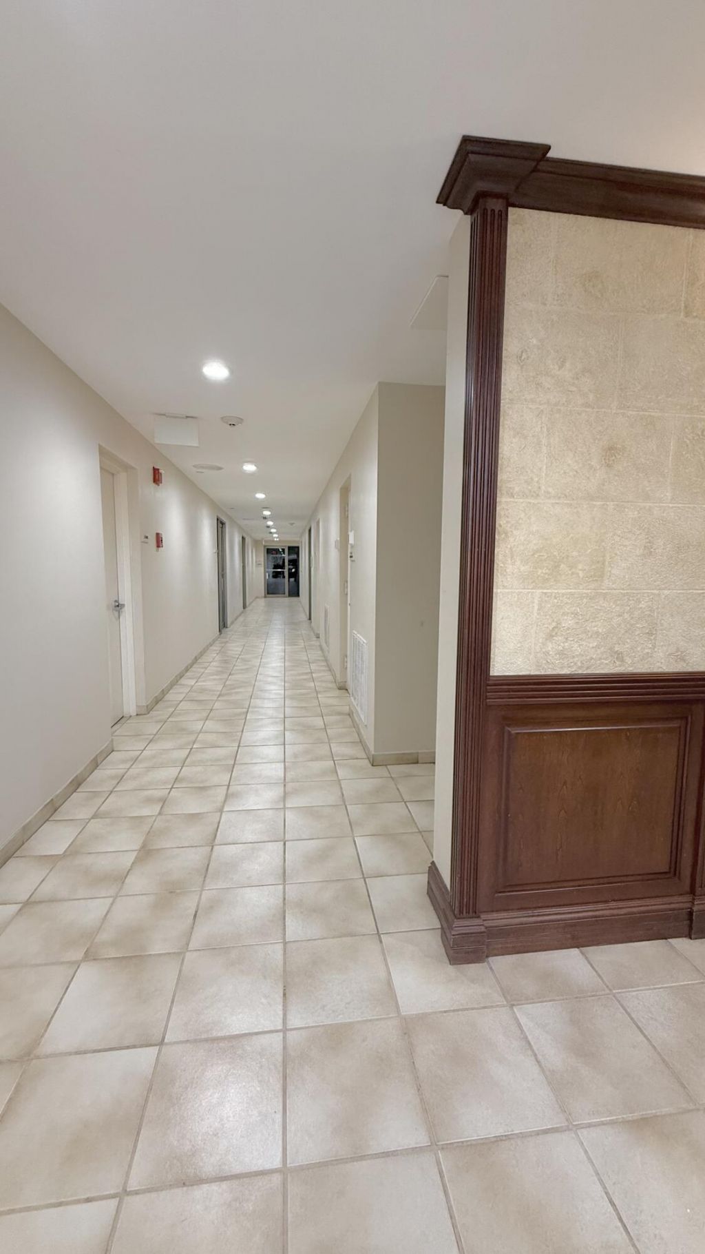 631 Us Highway 1, Unit 404, North Palm Beach, FL 33408 Photo