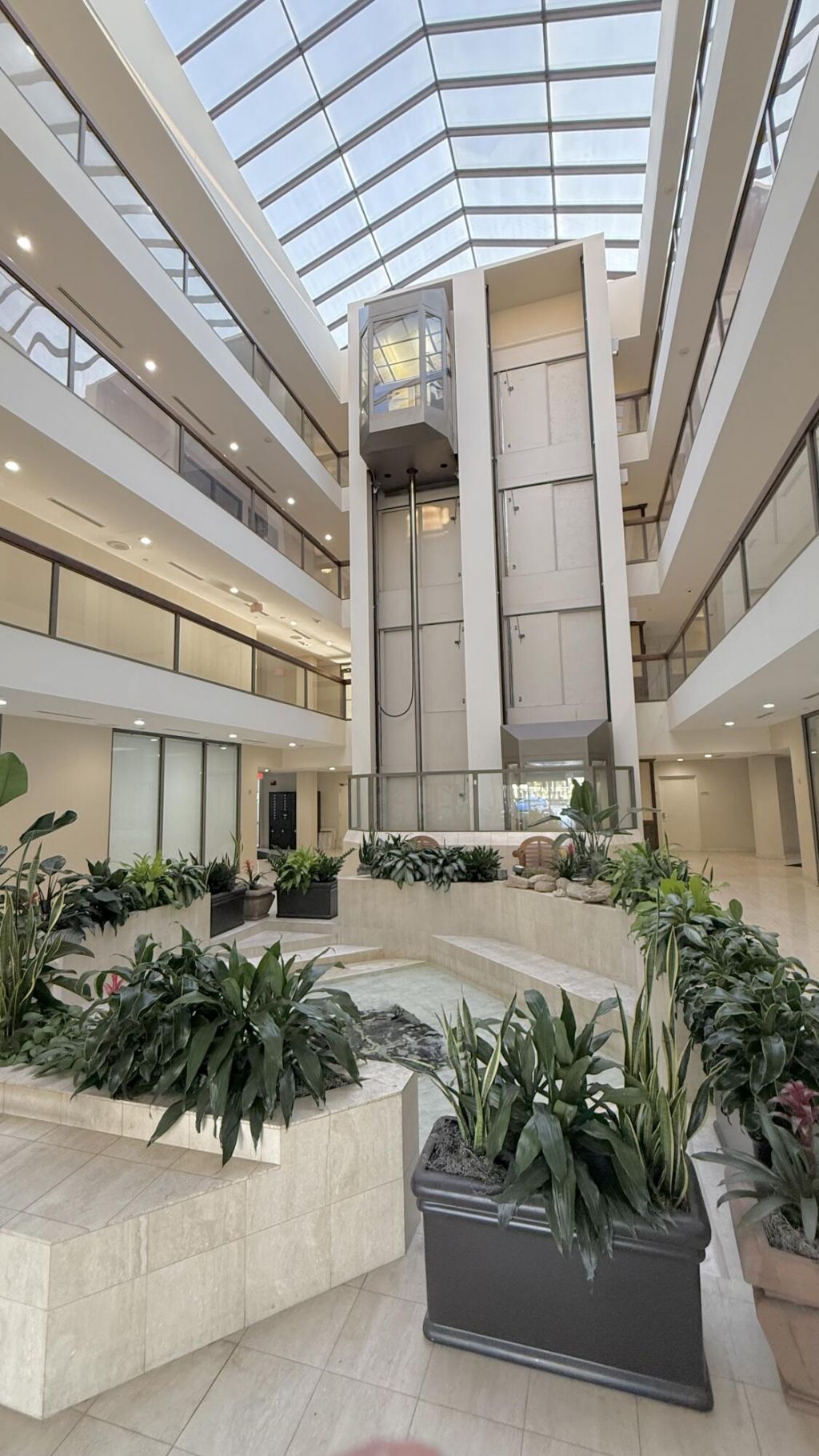 631 Us Highway 1, Unit 404, North Palm Beach, FL 33408 Photo