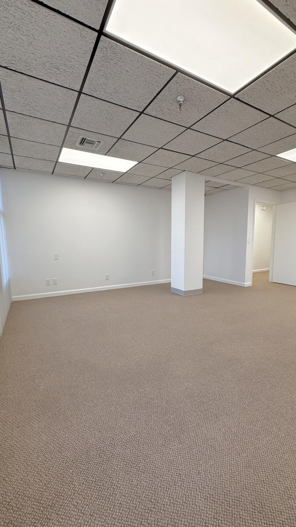 631 Us Highway 1, Unit 404, North Palm Beach, FL 33408 Photo